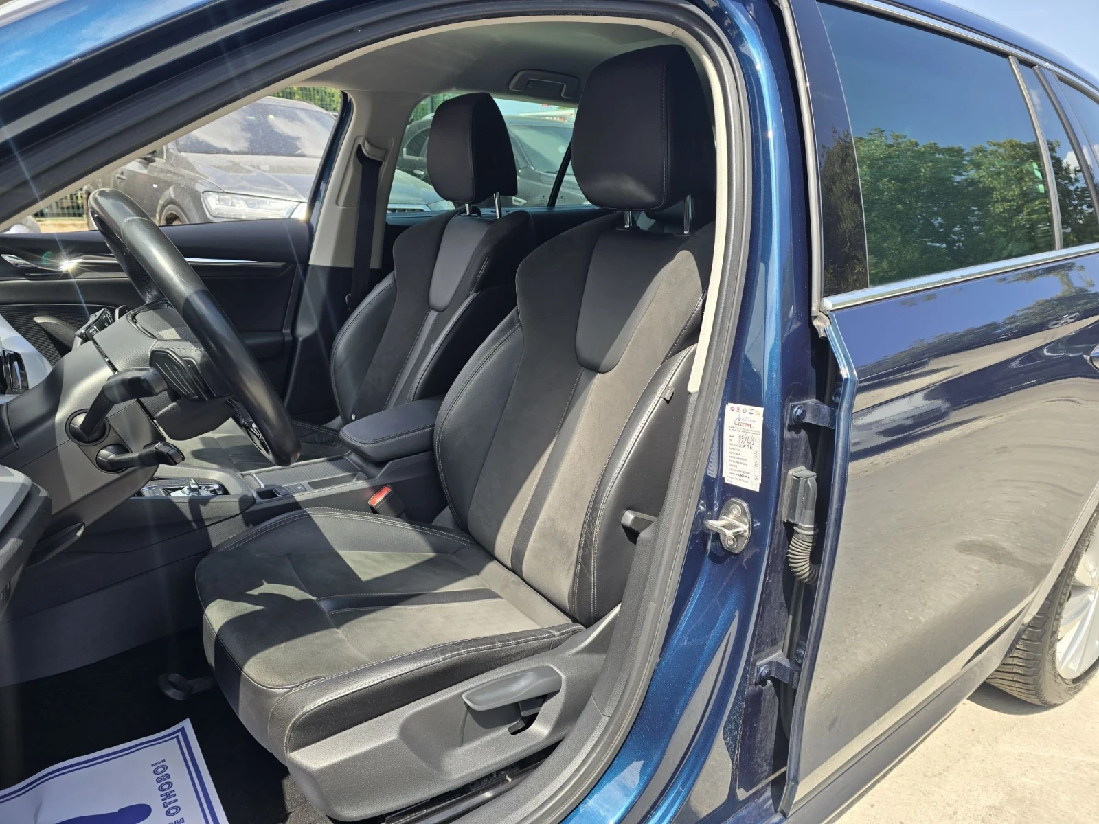 Skoda Octavia 2.0TDI 150к.с Exclusive Head-Up , снимка 10 - Автомобили и джипове - 55665193