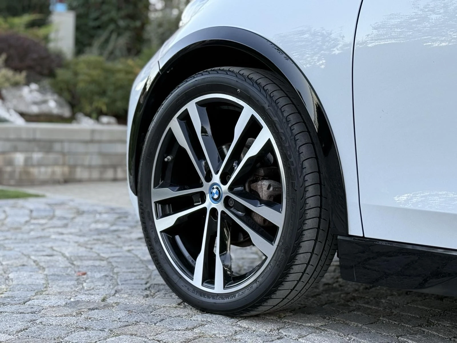 BMW i3 S LED PANO, снимка 8 - Автомобили и джипове - 55899433