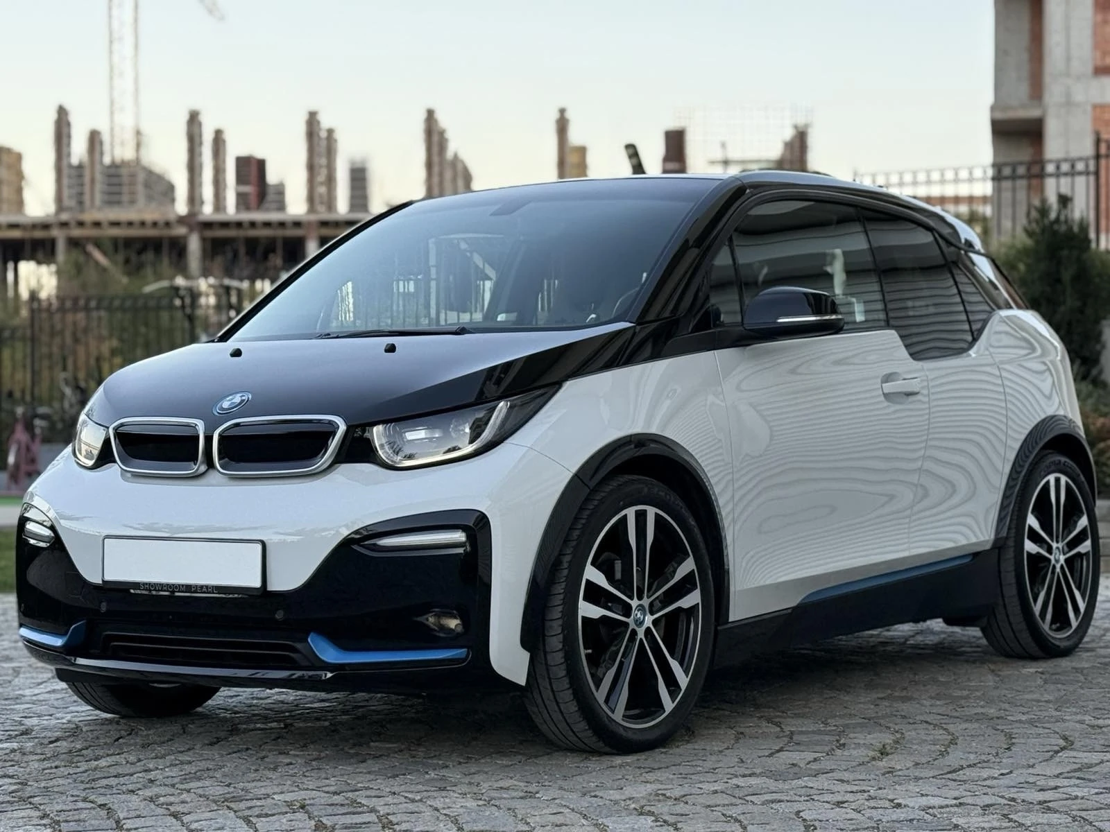 BMW i3 S LED PANO