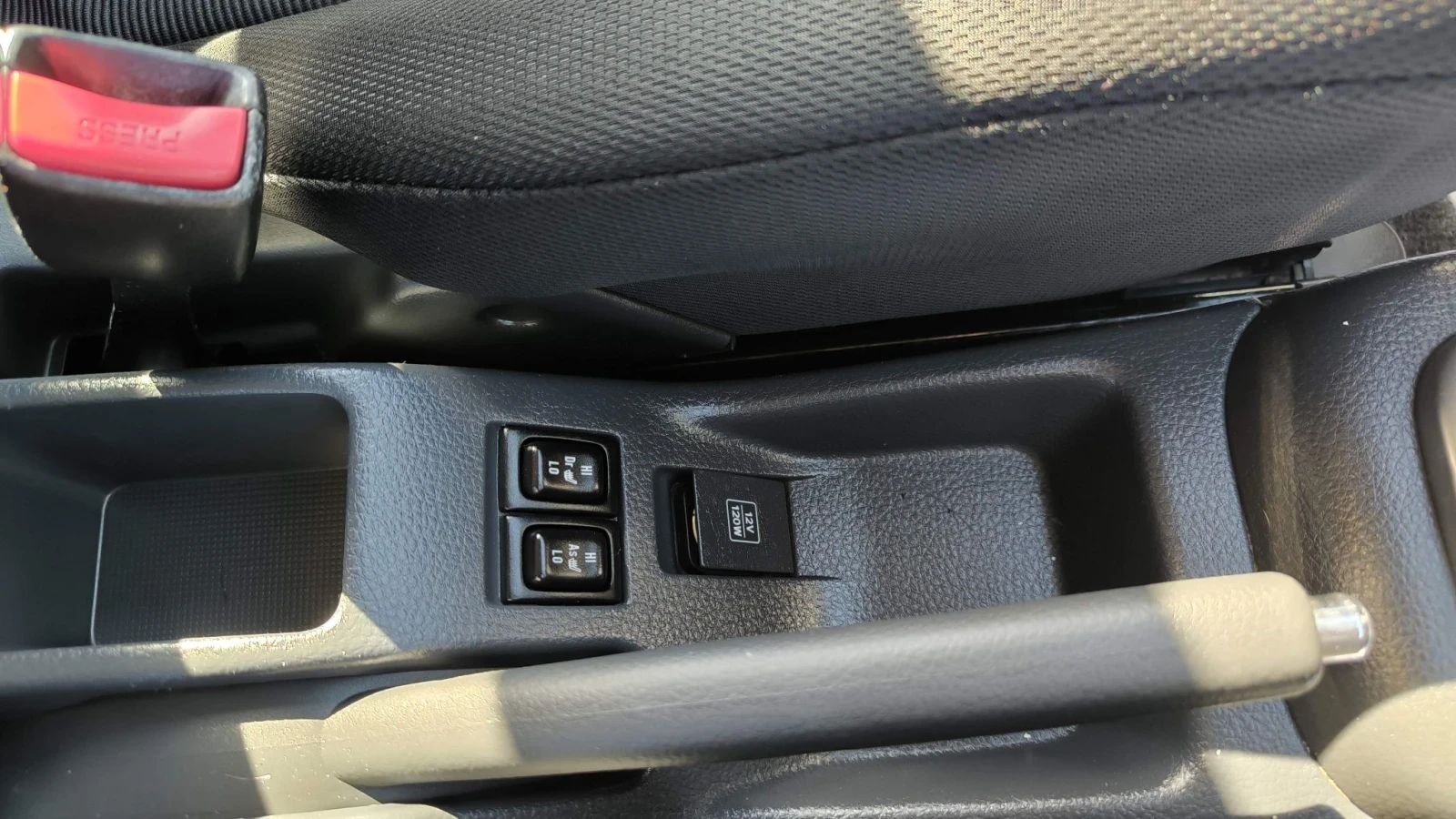 Suzuki Liana 1.6i automatic , снимка 13 - Автомобили и джипове - 56390585
