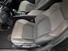 Toyota C-HR 2.0* 184к.с.* СЕРВИЗНА КНИЖКА С ПЪЛНА ИСТОРИЯ, снимка 8
