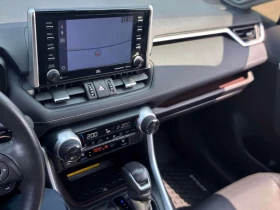 Toyota Rav4 * Limited * CARFAX * ОПЦИЯ ЗА ФИНАНСИРАНЕ, снимка 9