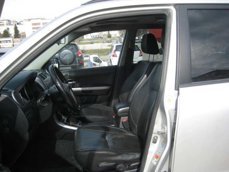 Suzuki Grand vitara 1.9DDiS 5DR, снимка 7 - Автомобили и джипове - 44632194