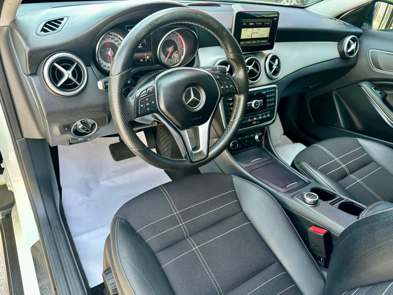 Mercedes-Benz GLA 220 cdi SPORT Premium Camera LED NAVI NIGHT PACK DISTR, снимка 10 - Автомобили и джипове - 50570100