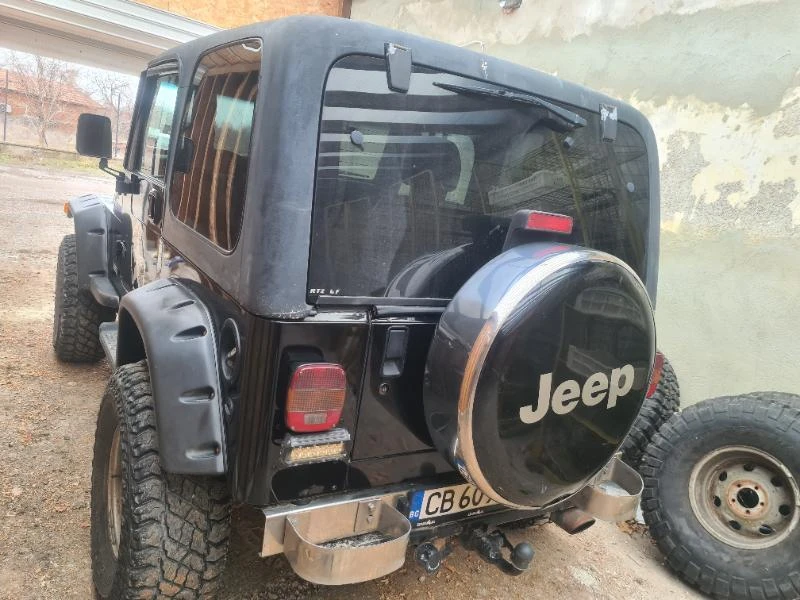 Jeep Wrangler, снимка 4 - Автомобили и джипове - 48077918