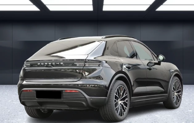 Porsche Macan 4S = Air Suspension = Panorama Гаранция, снимка 2 - Автомобили и джипове - 54046698
