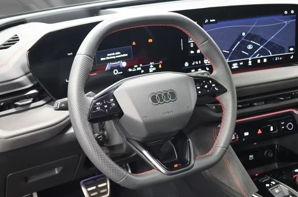 Audi Q5 2.0 TDI Quattro = S-line = Гаранция, снимка 9 - Автомобили и джипове - 55001265
