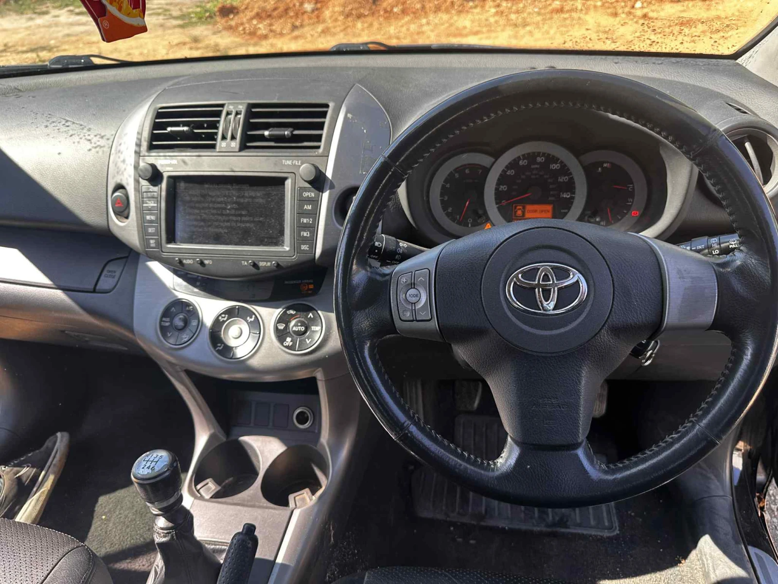 Toyota Rav4 2.2 D-4d 136к.с Кожен Салон НА ЧАСТИ - изображение 9