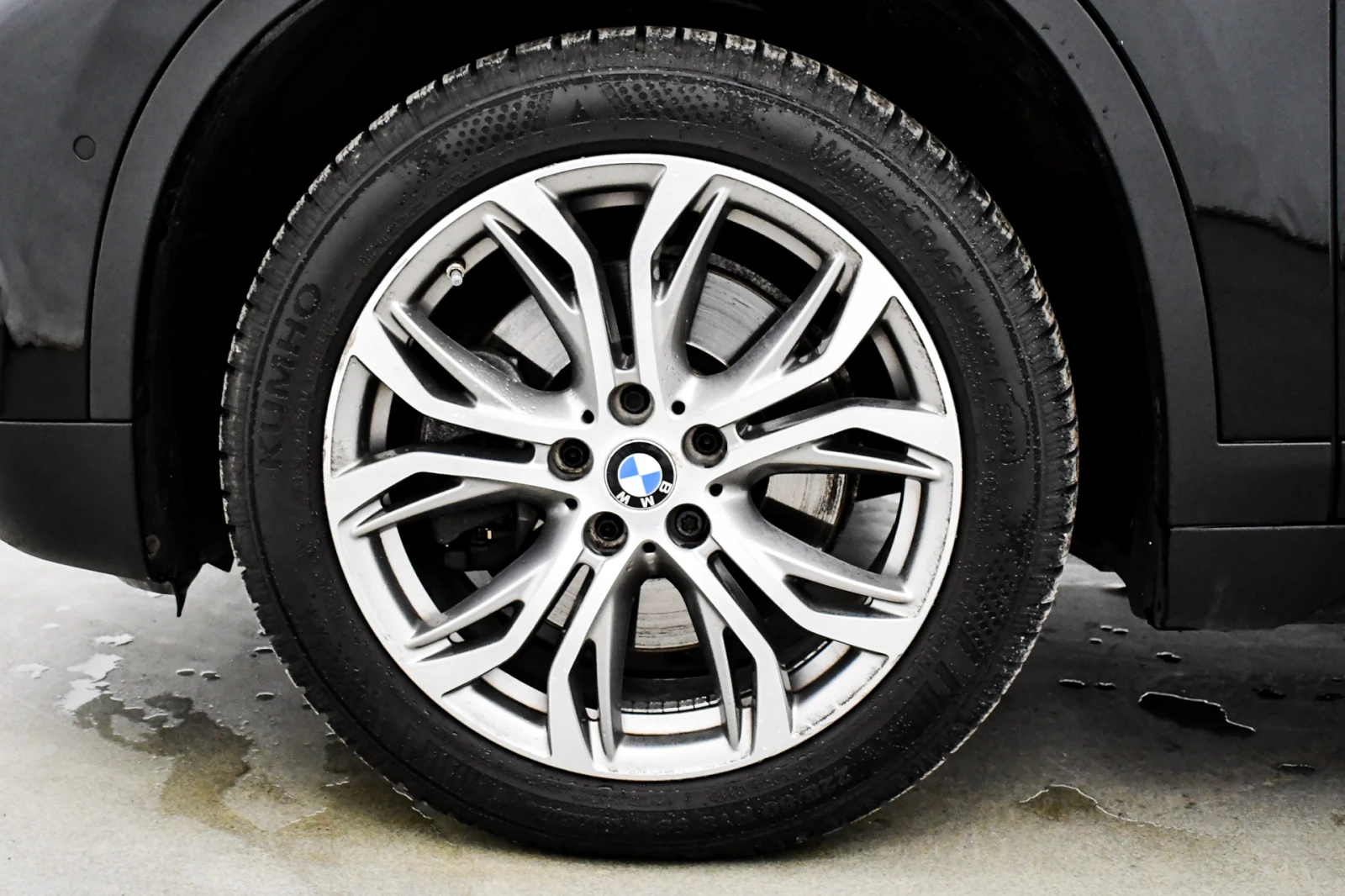 BMW X1 xDrive20d - изображение 6