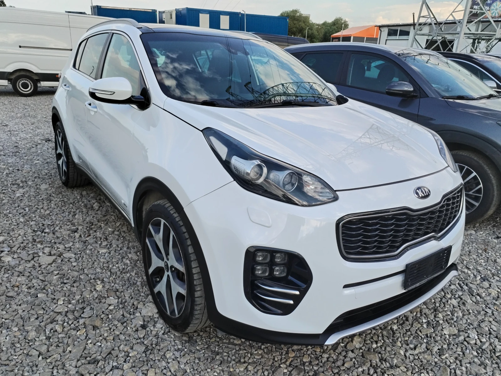 Kia Sportage 2.0d 4x4 GT-LINE - изображение 8