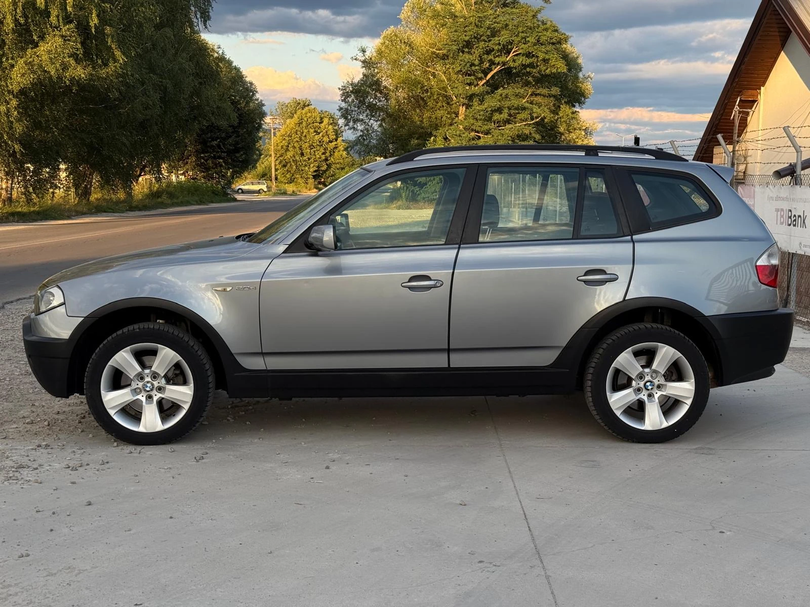 BMW X3 2.0D x-Drive/Климатроник/6ск/Собствен лизинг - изображение 7