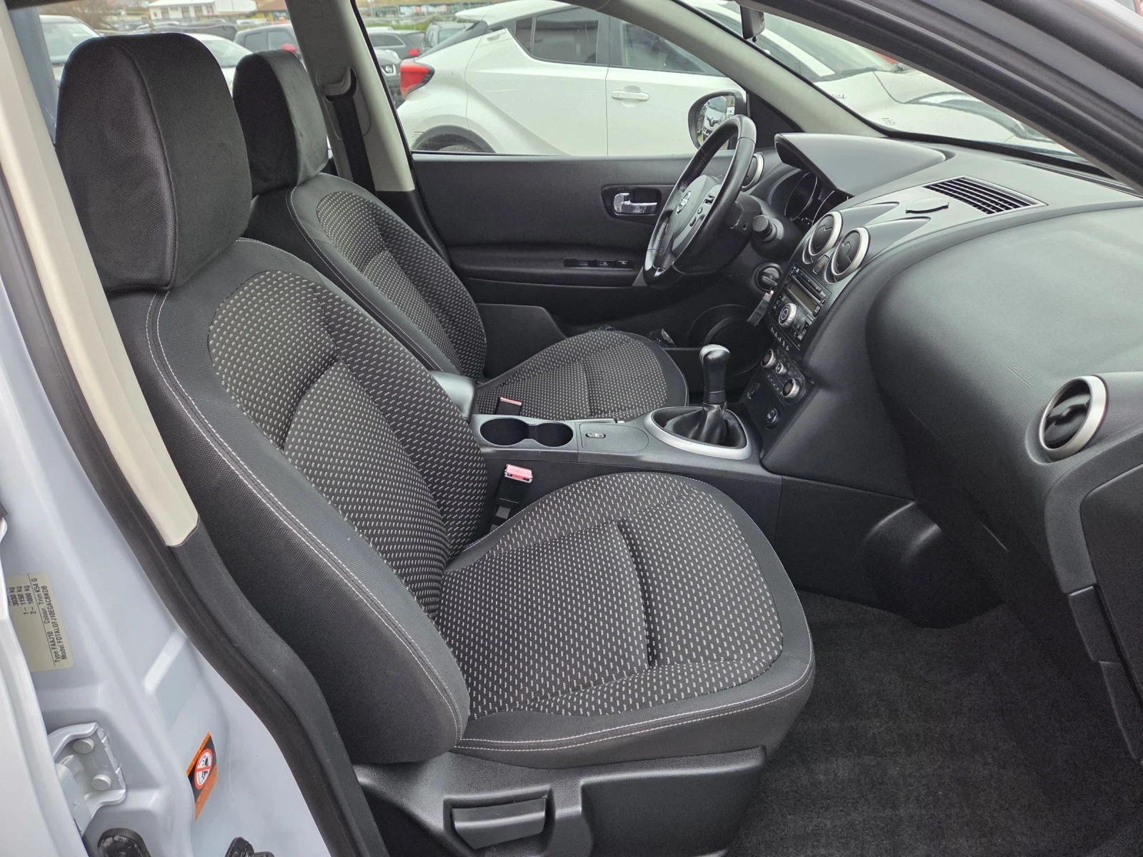 Nissan Qashqai 1.6i / НОВА !!!! - изображение 10