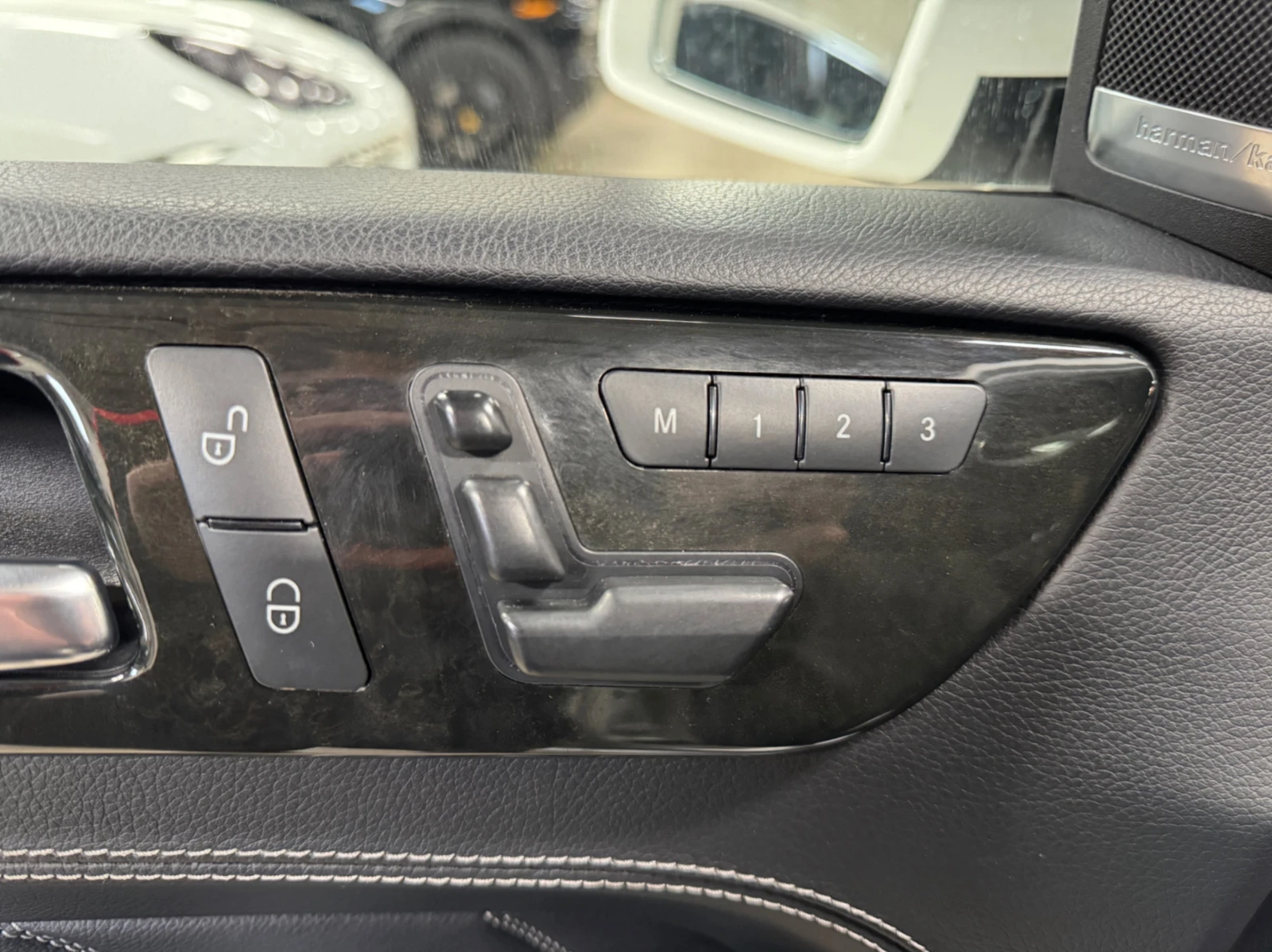 Mercedes-Benz GL 550 4Matic / PANO / 360 / Harman-Kardon / 7 Seats - изображение 8