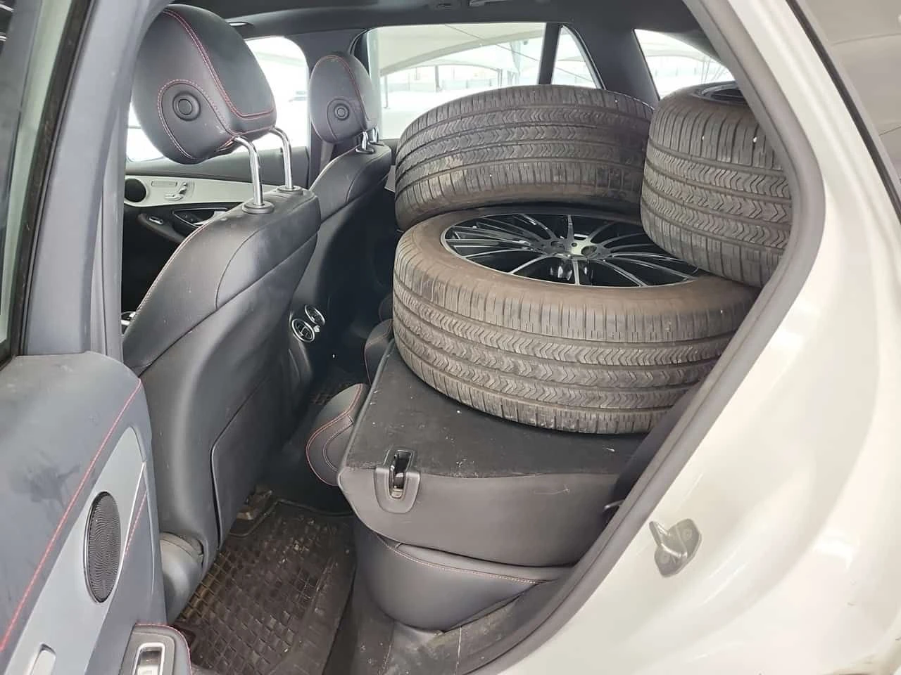 Mercedes-Benz GLE 43 AMG  | DISTRONIC | MEMORY | ДВА КЛЮЧА | , снимка 12 - Автомобили и джипове - 54201099