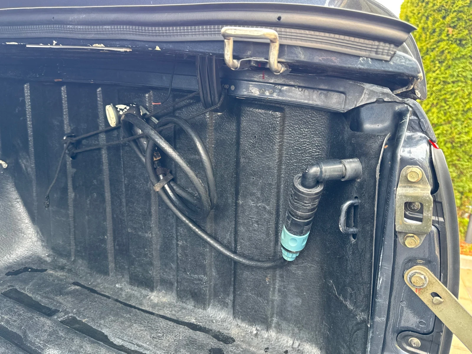 Mitsubishi L200 2.5DiD OFF ROAD, снимка 17 - Автомобили и джипове - 54283480