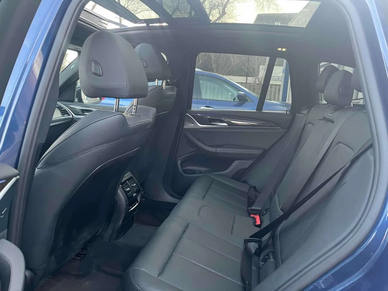 BMW X3 XDRIVE30i| ПОДГРЕВИ| АМБИЕНТНО| ПАНОРАМА| CARFAX, снимка 12 - Автомобили и джипове - 54427507