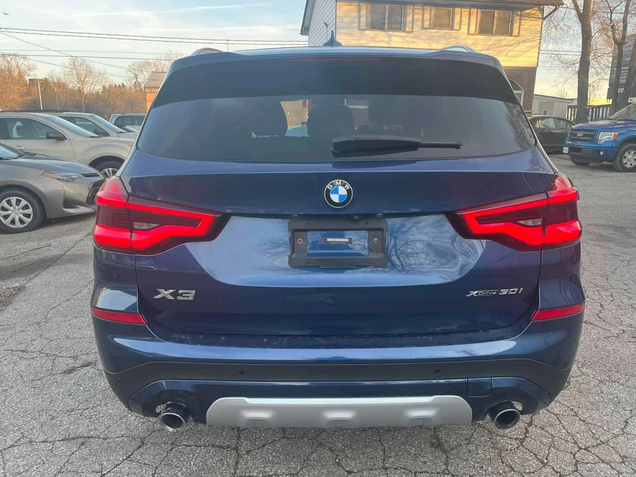 BMW X3 XDRIVE30i| ПОДГРЕВИ| АМБИЕНТНО| ПАНОРАМА| CARFAX, снимка 5 - Автомобили и джипове - 54427507