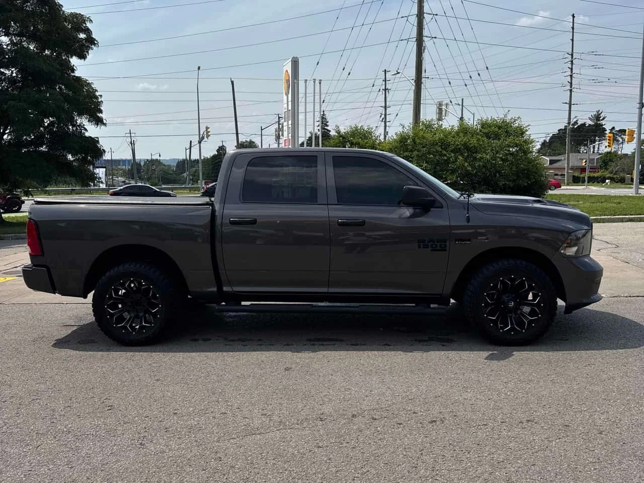 Dodge RAM 1500 Express | ONE OWNER | CLEAN CARFAX, снимка 4 - Автомобили и джипове - 55545868