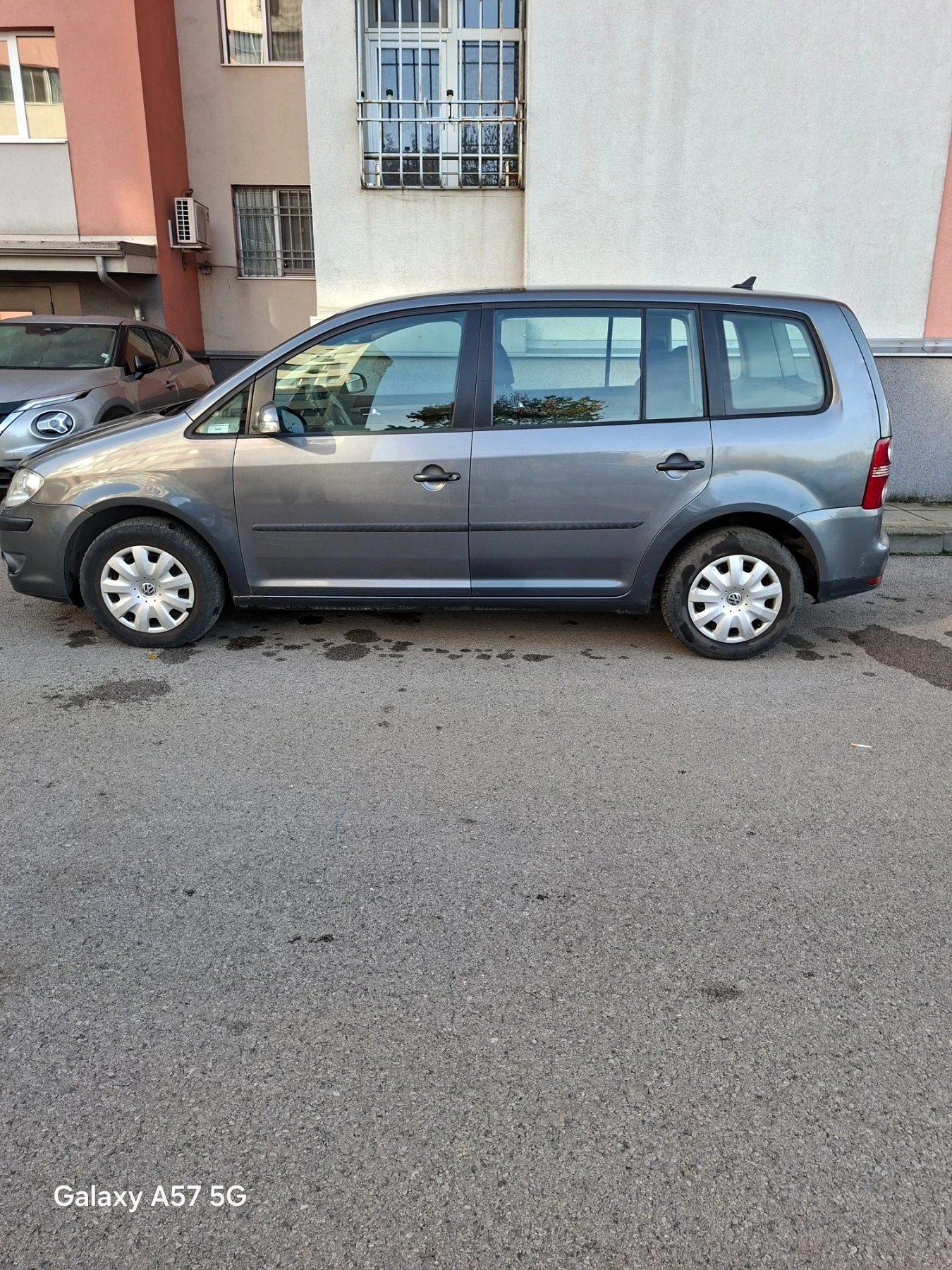 VW Tayron 1.9 Disel, снимка 4 - Автомобили и джипове - 56635167
