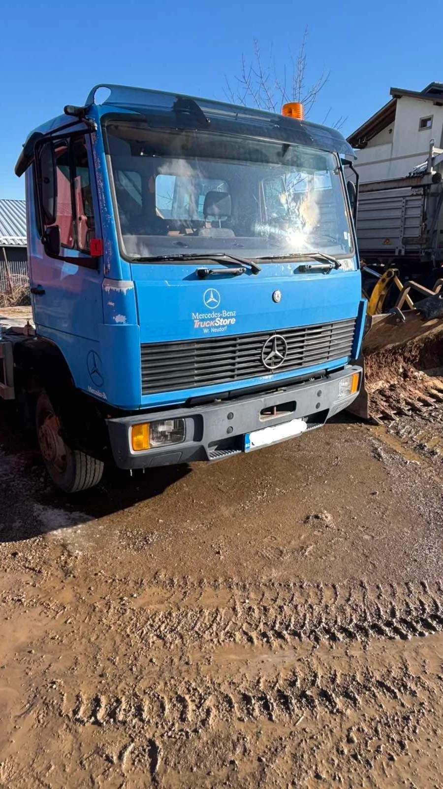 Mercedes-Benz 817  - изображение 2