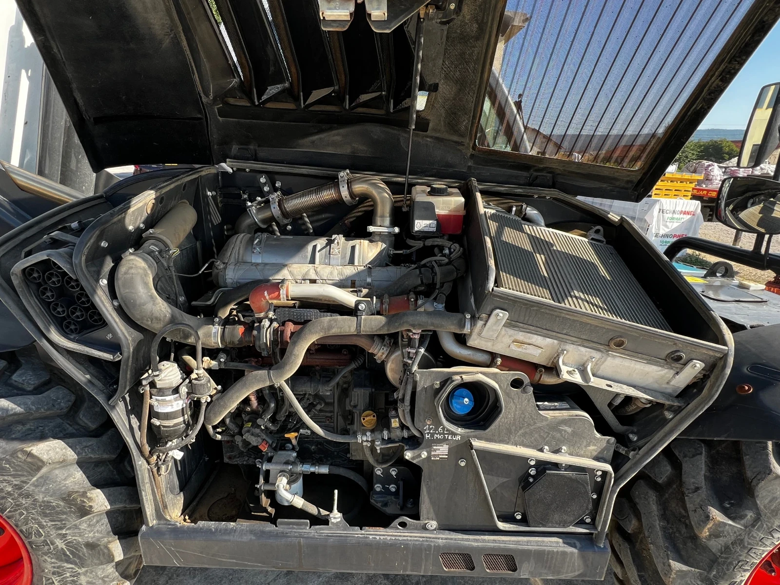 Телескопични товарачи Bobcat T40.180SLPB - изображение 5