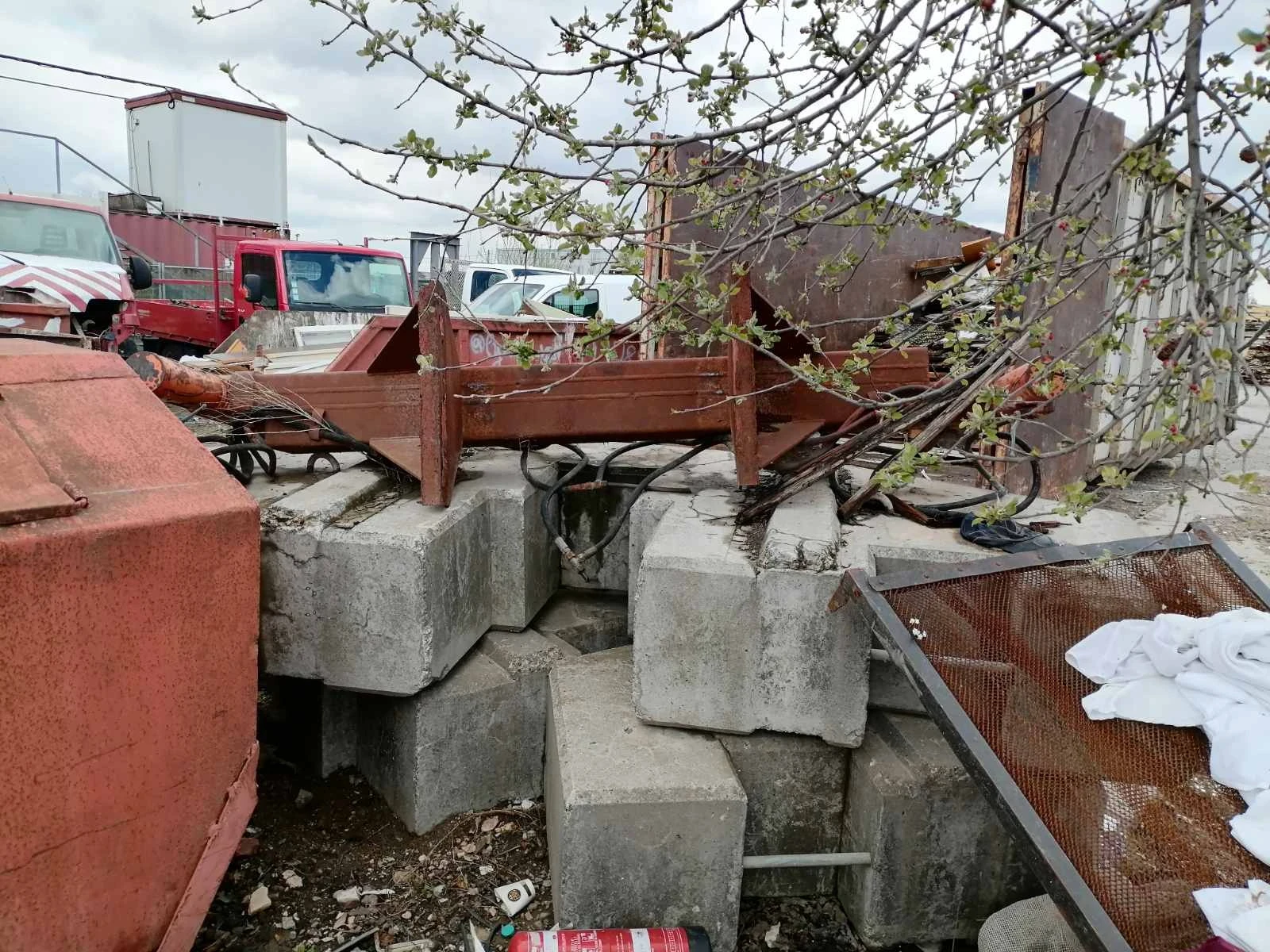    4. 3.5.      | Mobile.bg   6