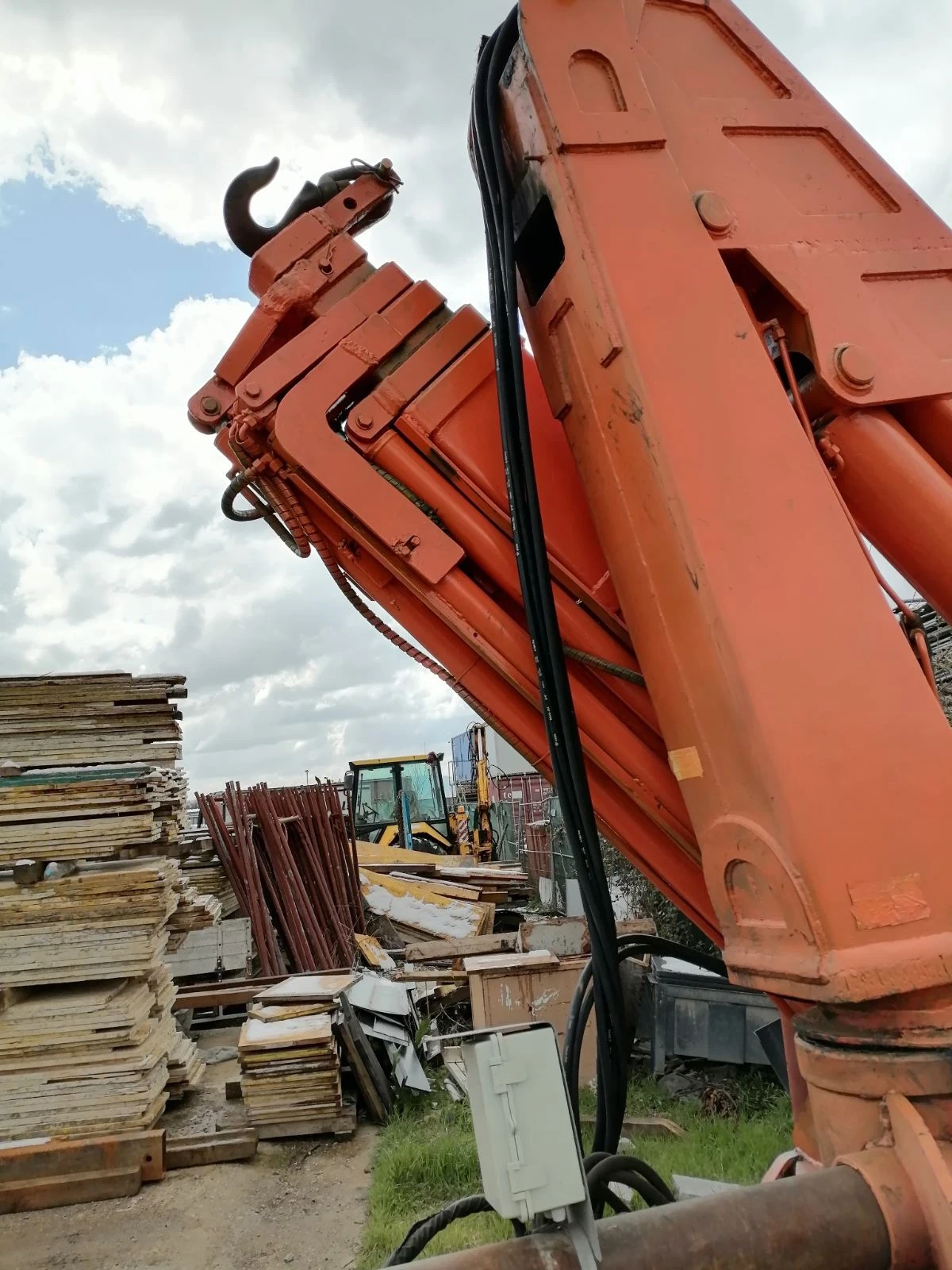    4. 3.5.      | Mobile.bg   2