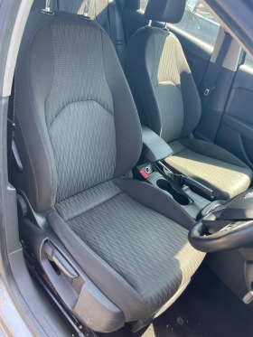 Seat Leon 1.6 TDI, снимка 10 - Автомобили и джипове - 40890107