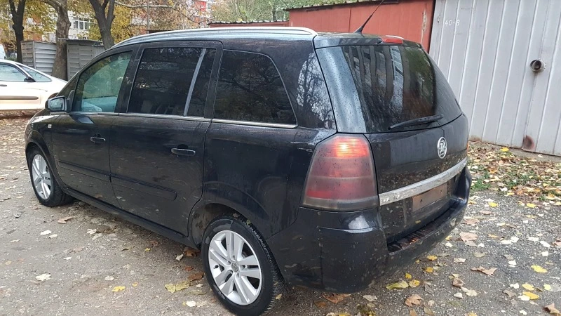 Opel Zafira 1.9CDTI/Cosmo, снимка 3 - Автомобили и джипове - 38736591