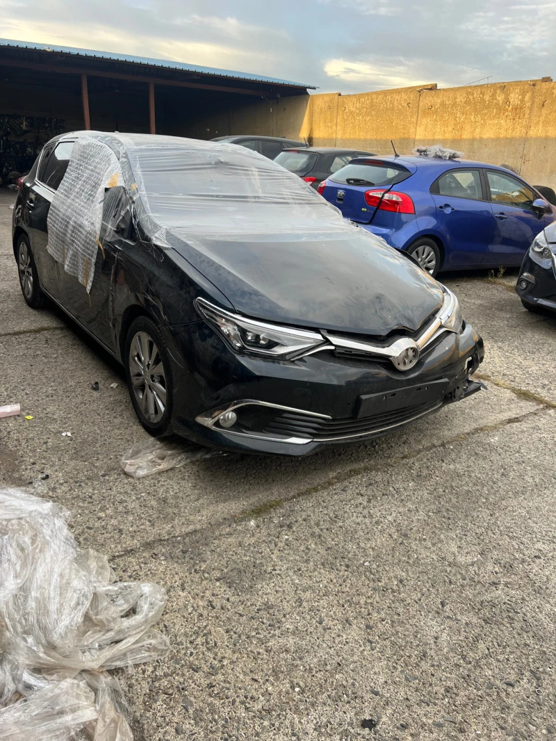 Toyota Auris 1.6 D 4 D, снимка 1 - Автомобили и джипове - 42552417