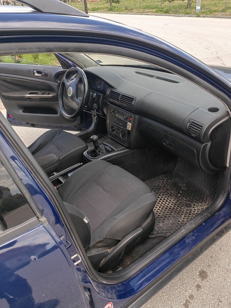 VW Passat 1.8/klima, снимка 8 - Автомобили и джипове - 45892303