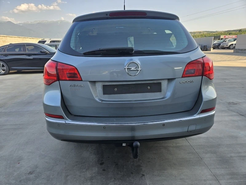 Opel Astra 1.7cdti / 6ск / 110 К.с., снимка 6 - Автомобили и джипове - 46436893