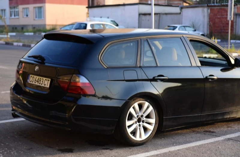 BMW 320, снимка 7 - Автомобили и джипове - 48351187