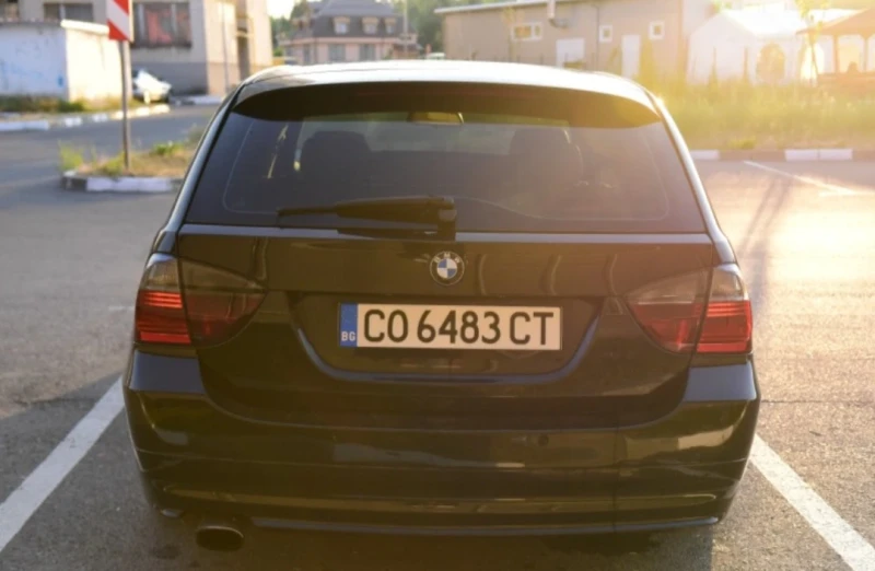 BMW 320, снимка 5 - Автомобили и джипове - 48351187