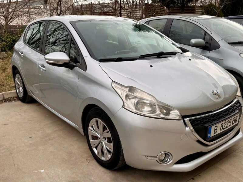 Peugeot 208, снимка 6 - Автомобили и джипове - 48954077