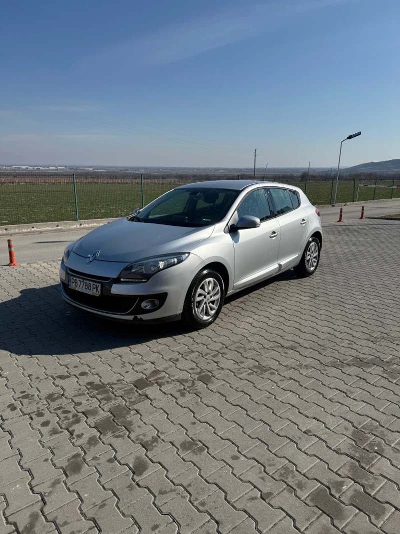 Renault Megane 1.5DCi, снимка 1 - Автомобили и джипове - 49232649