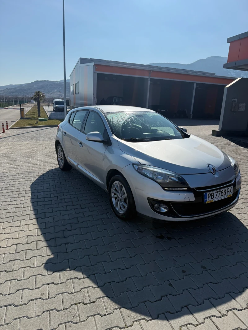 Renault Megane 1.5DCi, снимка 3 - Автомобили и джипове - 49232649