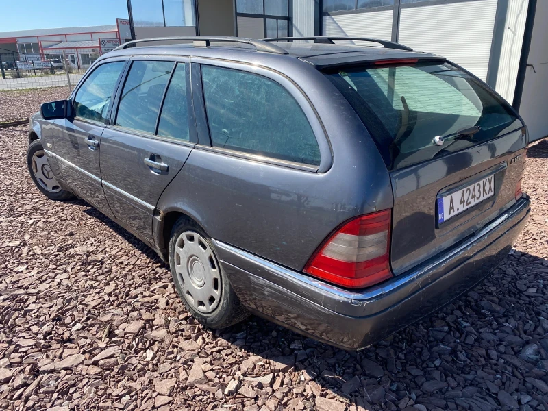 Mercedes-Benz C 180 Газ, снимка 2 - Автомобили и джипове - 49387511