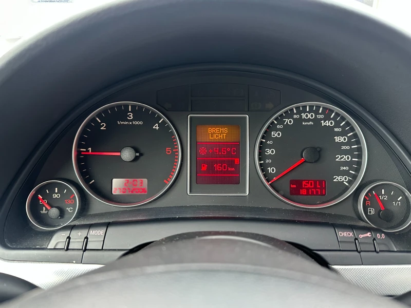 Audi A4 2.7d 180 к.с., снимка 13 - Автомобили и джипове - 53033857