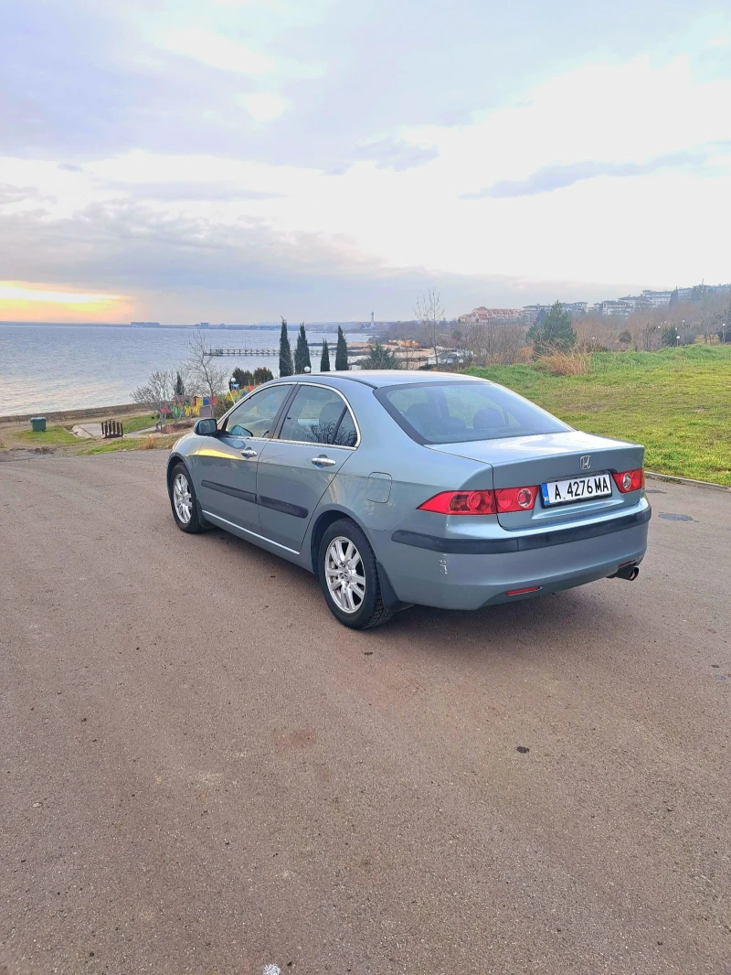 Honda Accord 2.0 Автоматик , снимка 5 - Автомобили и джипове - 53297732