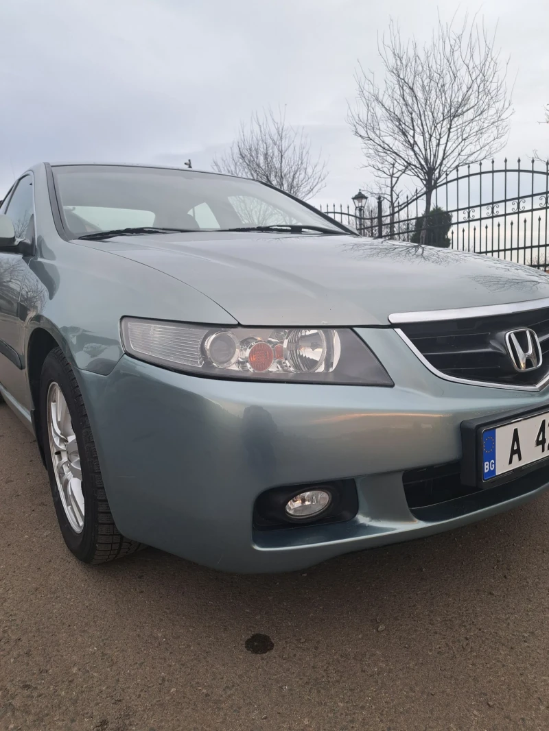 Honda Accord 2.0 Автоматик , снимка 13 - Автомобили и джипове - 53297732
