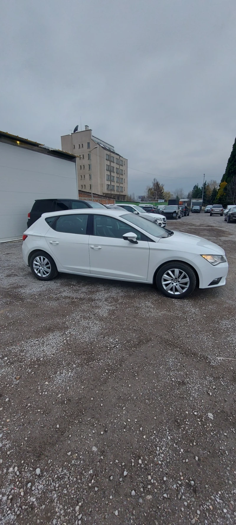 Seat Leon, снимка 2 - Автомобили и джипове - 53518455