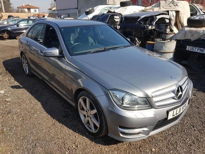 Mercedes-Benz C 250 AMG 200 2.2 CDI - изображение 2