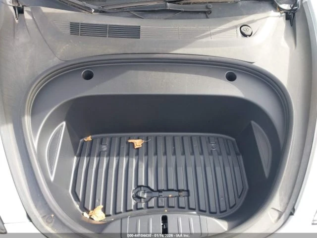 Tesla Model 3 LONG RANGE DUAL MOTOR ALL-WHEEL DRIVE, снимка 14 - Автомобили и джипове - 53591781