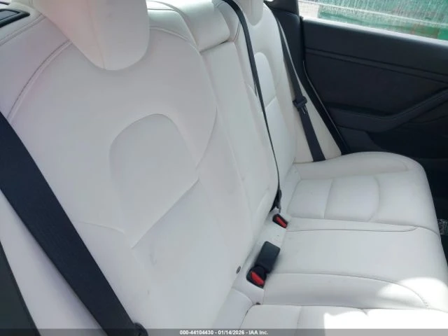 Tesla Model 3 LONG RANGE DUAL MOTOR ALL-WHEEL DRIVE, снимка 11 - Автомобили и джипове - 53591781