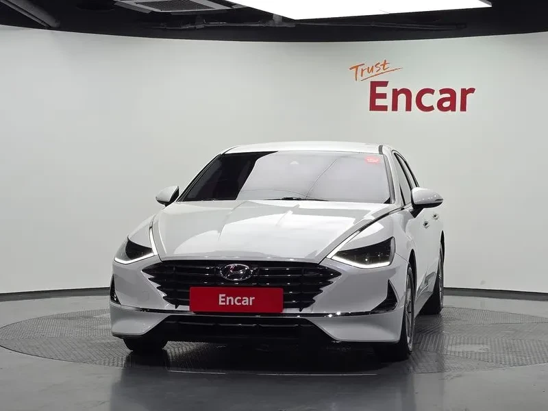 Hyundai Sonata 2.0 Premium, снимка 3 - Автомобили и джипове - 56163549