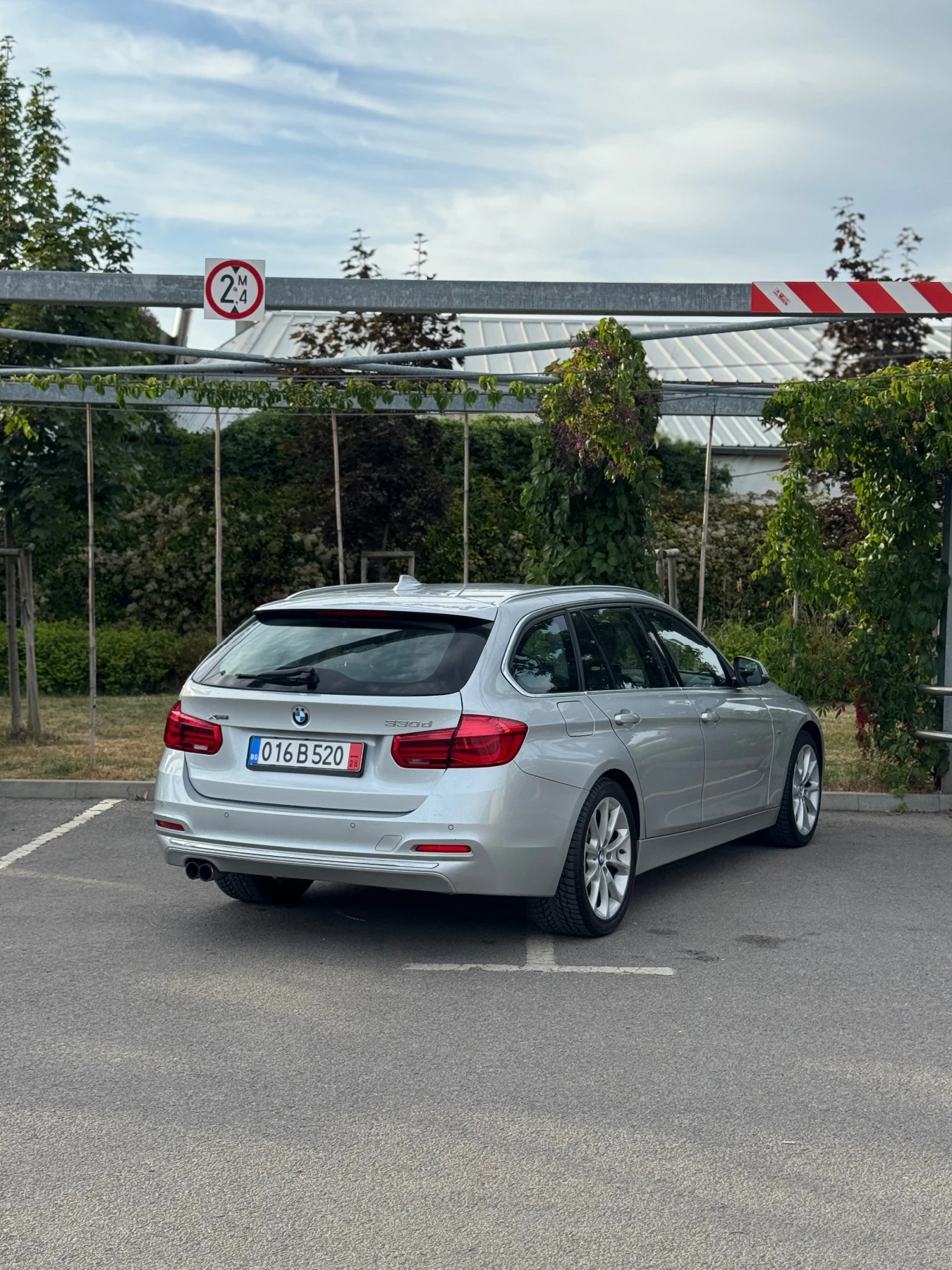 BMW 330 d xDrive Luxury LCI - изображение 5