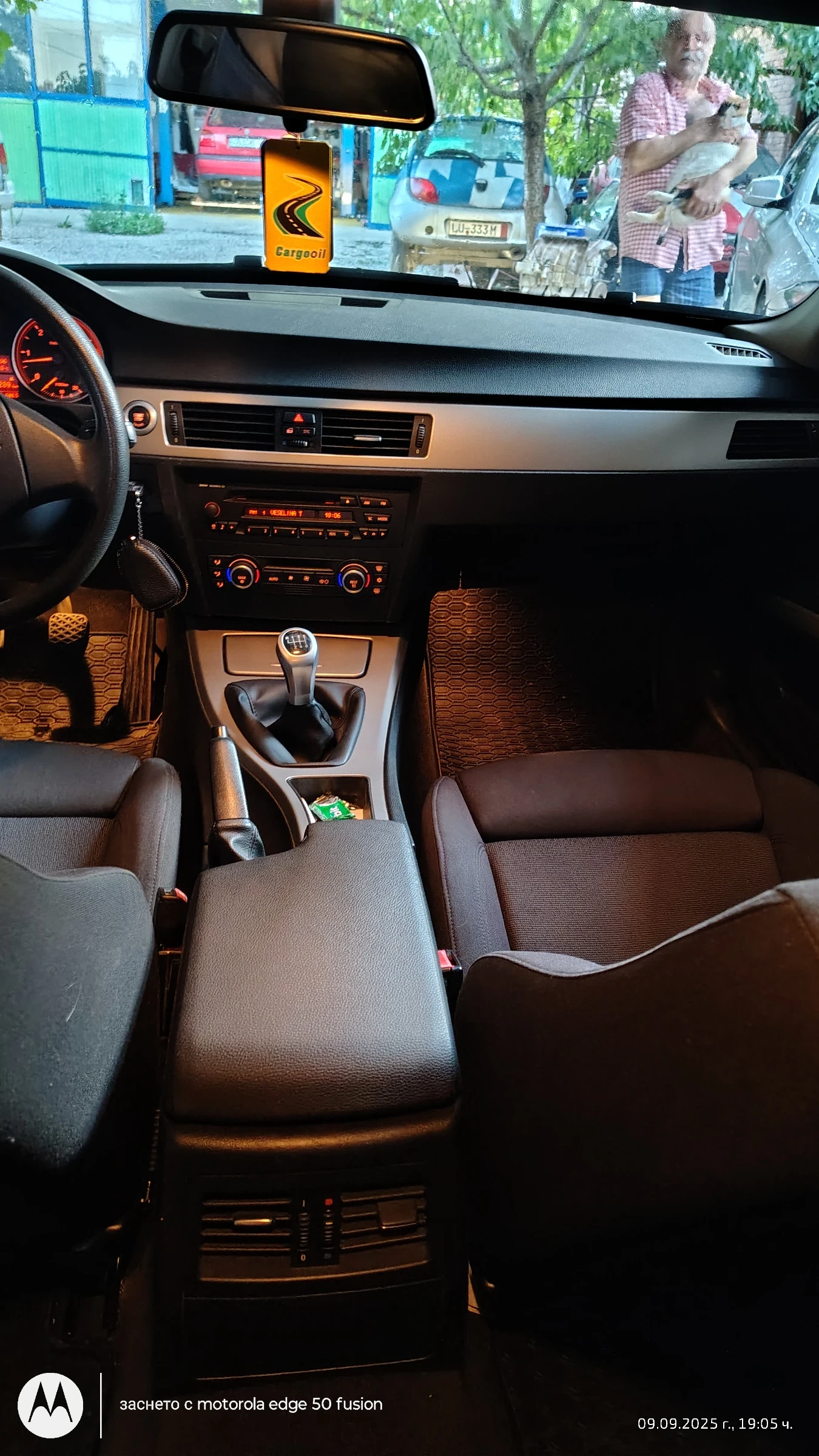 BMW 325  - изображение 8