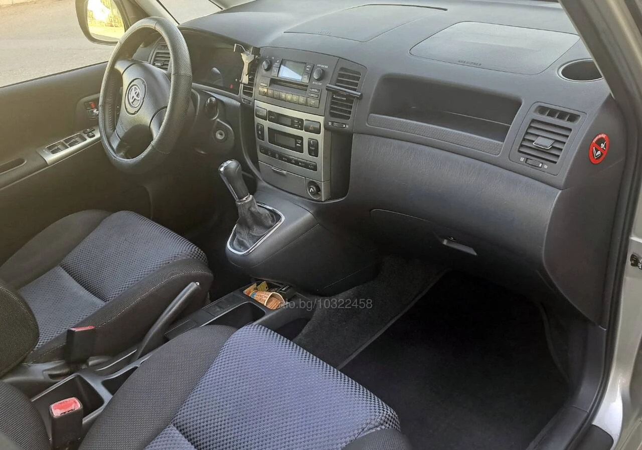 Toyota Corolla verso 1, 6/LPG - изображение 7