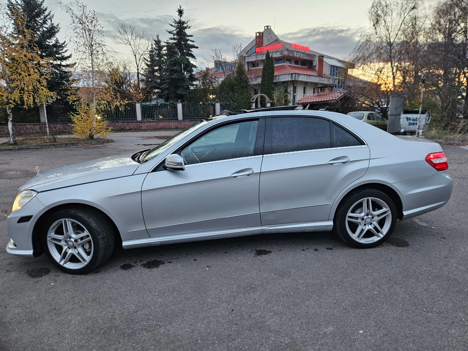 Mercedes-Benz E 500 AMG ПАКЕТ/ЛИЗИНГ - изображение 3